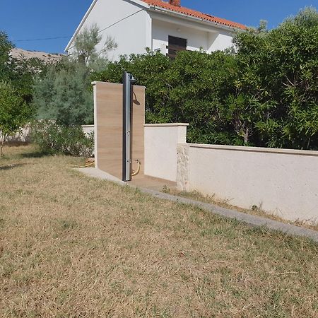 Apartmani Kunteja Pag Town Zewnętrze zdjęcie