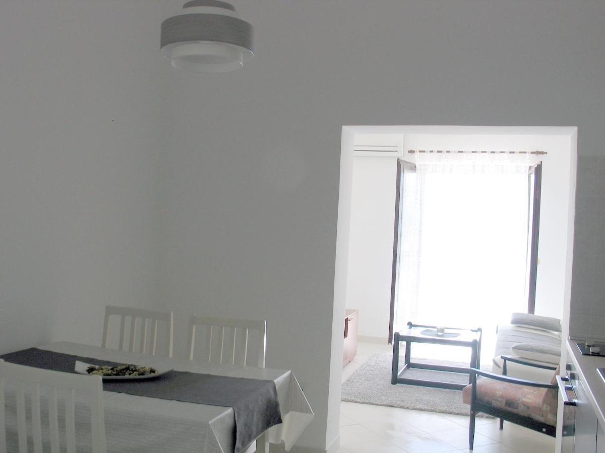 Apartmani Kunteja Pag Town Zewnętrze zdjęcie